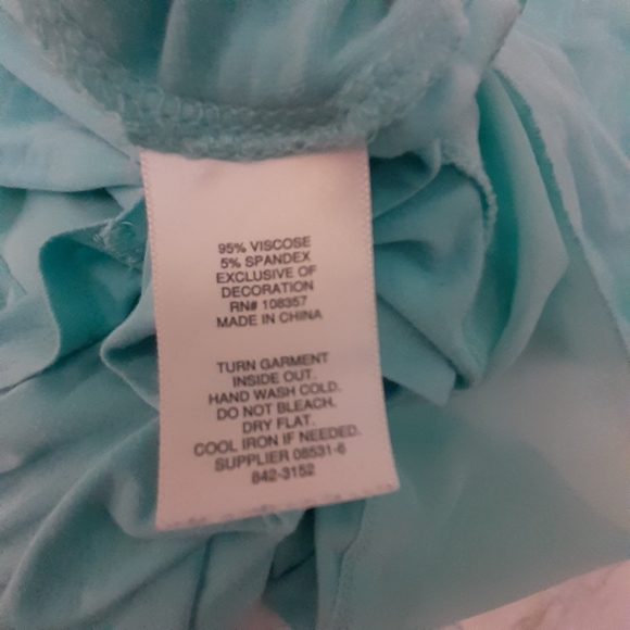 Misses' Lightweight Cardigan - Picture 3 of 3